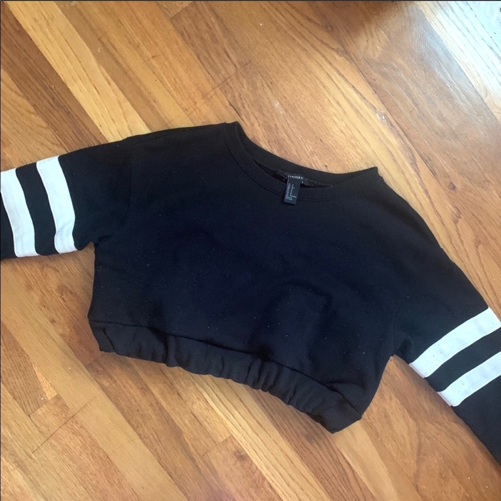 Cropped crewneck sweatshirt